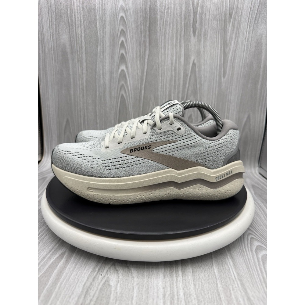Brooks Ghost Max 2 Mens Size 8 Frost Grey Champagne Running Shoes 1104311D085